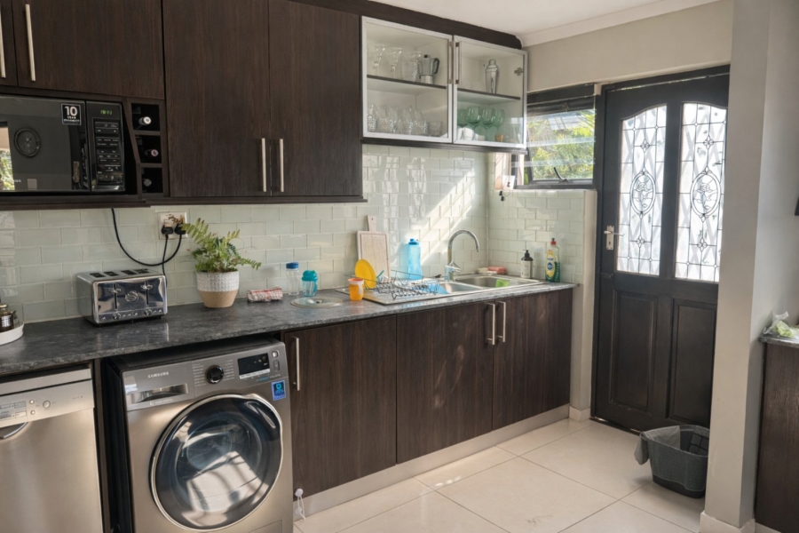 1 Bedroom Property for Sale in Flamingo Vlei Western Cape